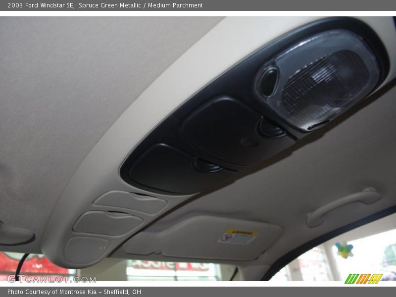 Spruce Green Metallic / Medium Parchment 2003 Ford Windstar SE