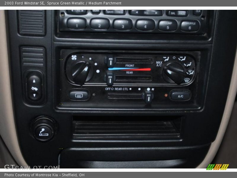 Spruce Green Metallic / Medium Parchment 2003 Ford Windstar SE