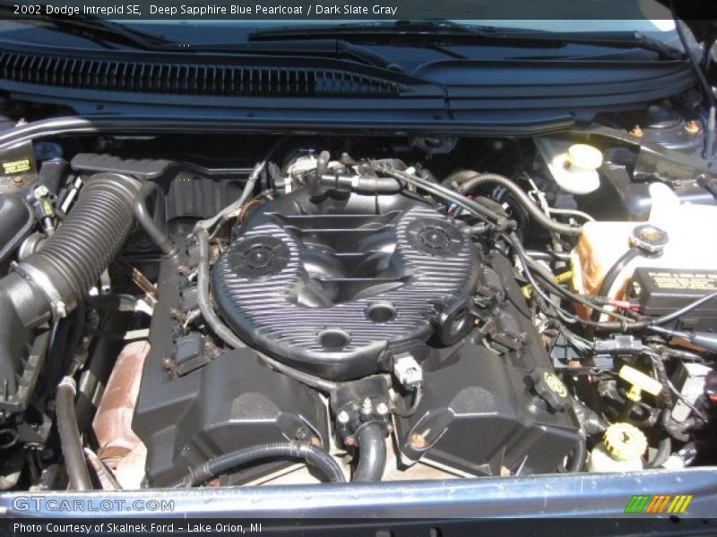 Deep Sapphire Blue Pearlcoat / Dark Slate Gray 2002 Dodge Intrepid SE
