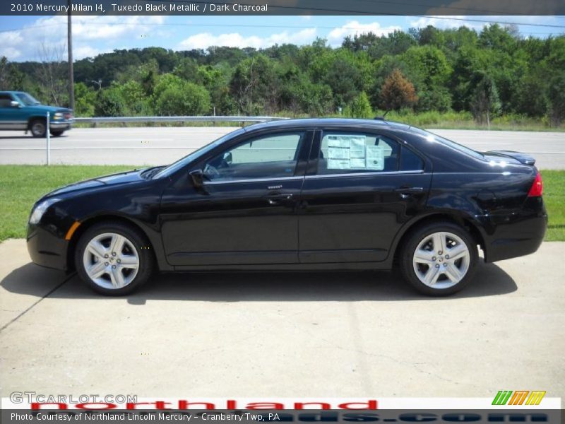 Tuxedo Black Metallic / Dark Charcoal 2010 Mercury Milan I4