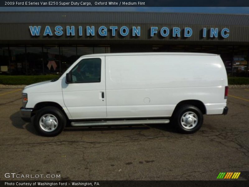 Oxford White / Medium Flint 2009 Ford E Series Van E250 Super Duty Cargo