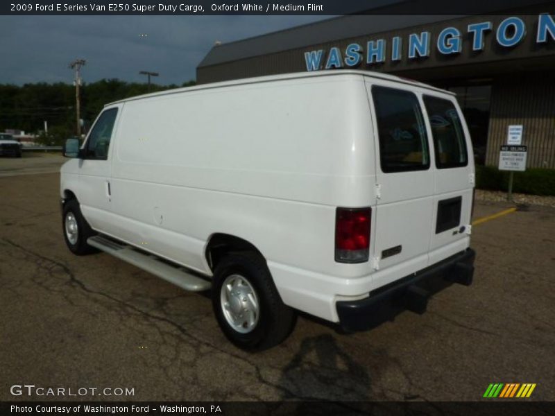 Oxford White / Medium Flint 2009 Ford E Series Van E250 Super Duty Cargo