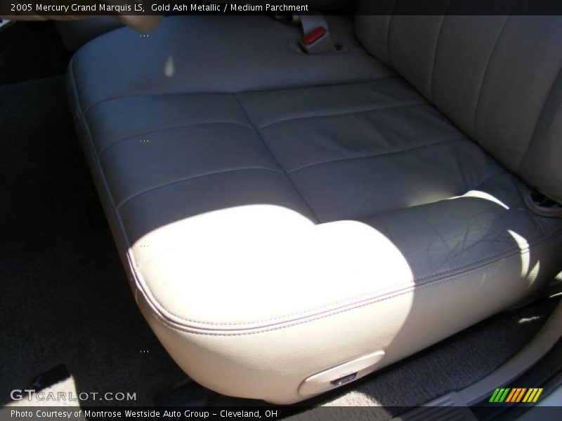 Gold Ash Metallic / Medium Parchment 2005 Mercury Grand Marquis LS