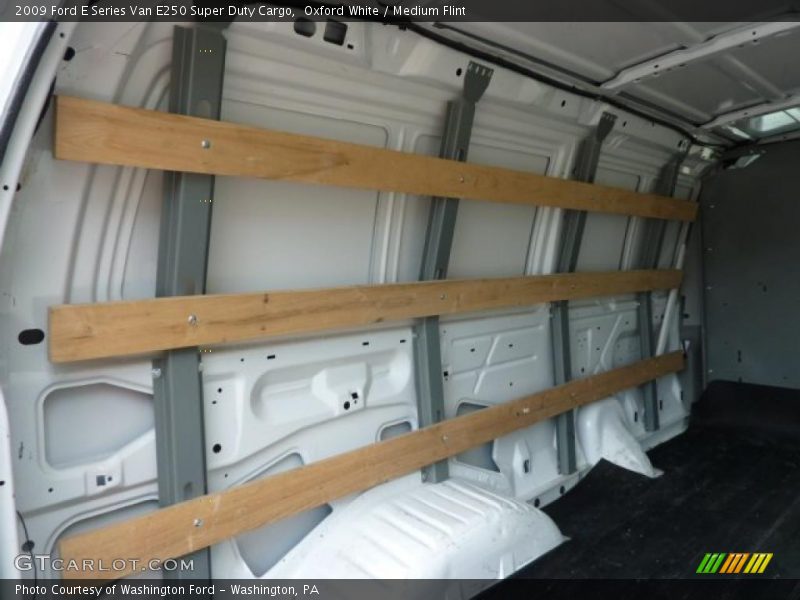 Oxford White / Medium Flint 2009 Ford E Series Van E250 Super Duty Cargo