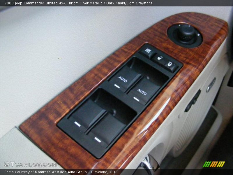 Bright Silver Metallic / Dark Khaki/Light Graystone 2008 Jeep Commander Limited 4x4