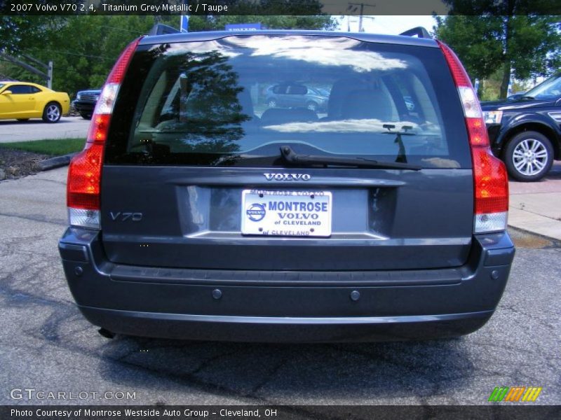 Titanium Grey Metallic / Taupe 2007 Volvo V70 2.4