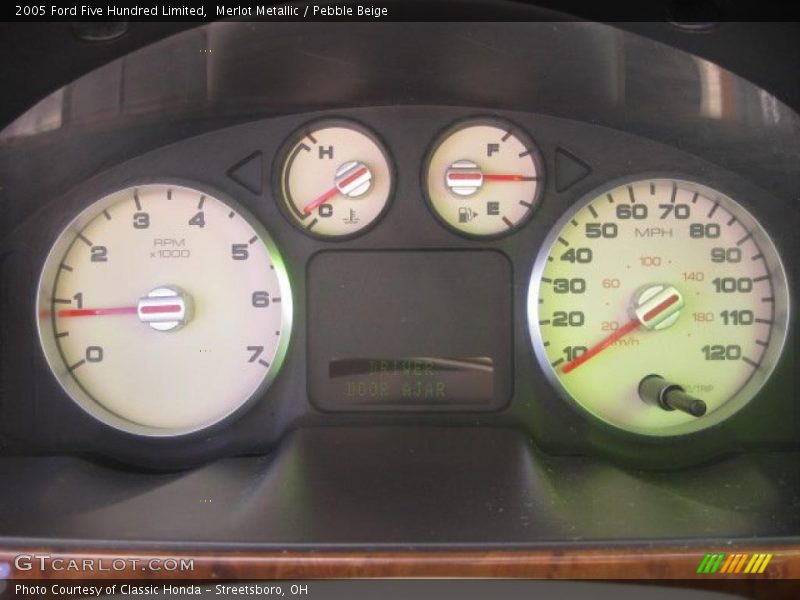 Merlot Metallic / Pebble Beige 2005 Ford Five Hundred Limited