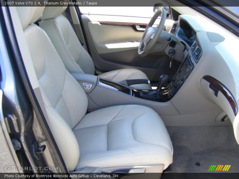 Titanium Grey Metallic / Taupe 2007 Volvo V70 2.4