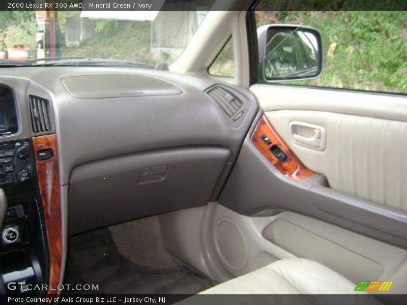 Mineral Green / Ivory 2000 Lexus RX 300 AWD