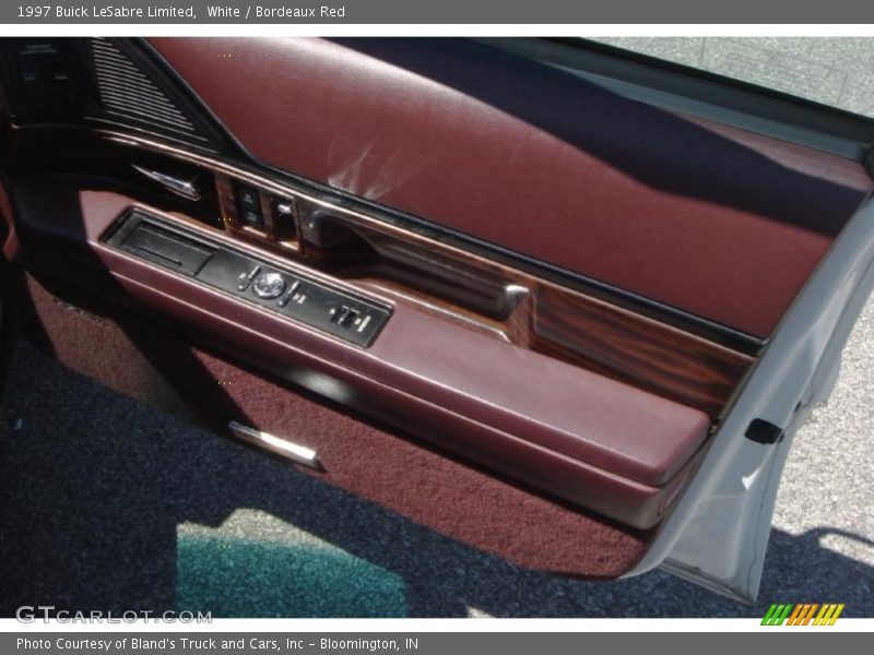 White / Bordeaux Red 1997 Buick LeSabre Limited