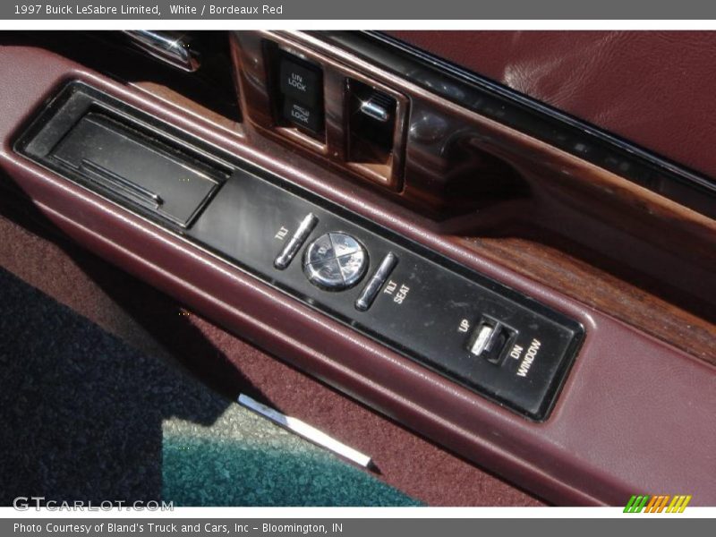 White / Bordeaux Red 1997 Buick LeSabre Limited