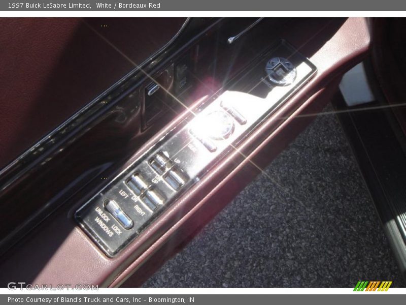 White / Bordeaux Red 1997 Buick LeSabre Limited