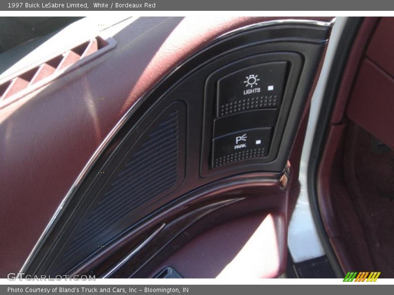 White / Bordeaux Red 1997 Buick LeSabre Limited