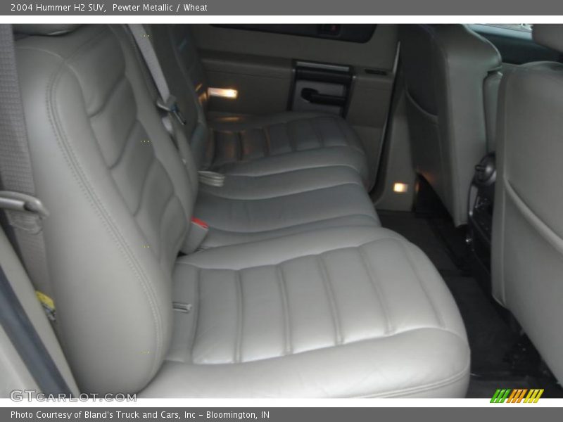 Pewter Metallic / Wheat 2004 Hummer H2 SUV