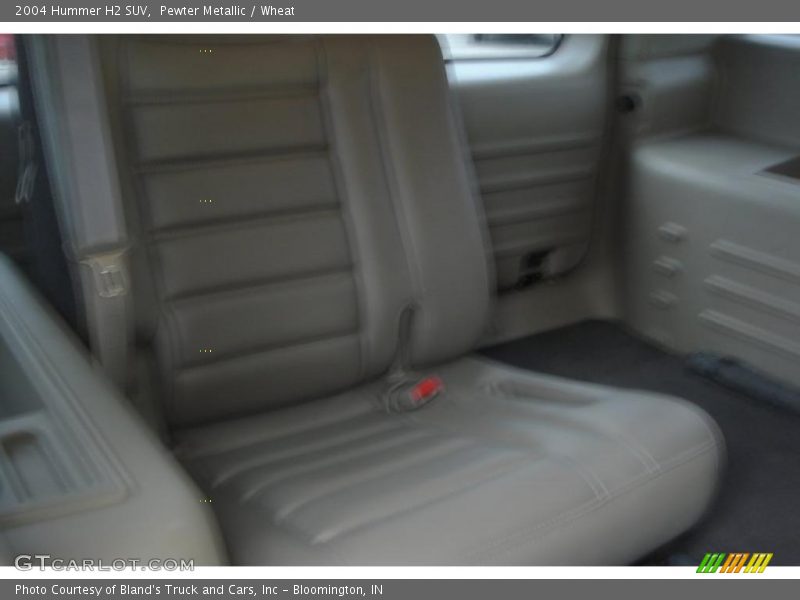 Pewter Metallic / Wheat 2004 Hummer H2 SUV