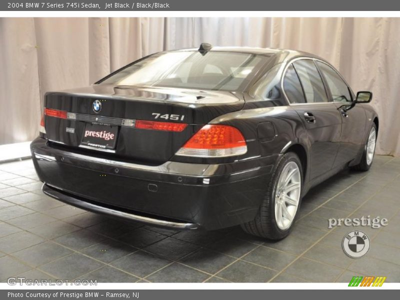 Jet Black / Black/Black 2004 BMW 7 Series 745i Sedan