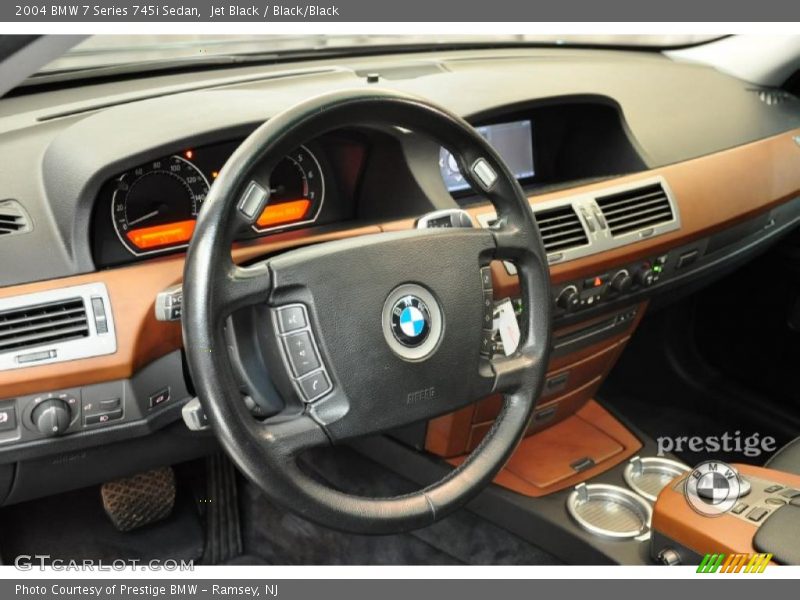 Jet Black / Black/Black 2004 BMW 7 Series 745i Sedan