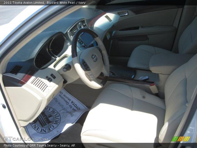 Blizzard White Pearl / Ivory 2011 Toyota Avalon Limited