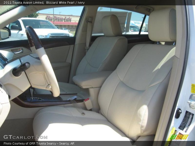 Blizzard White Pearl / Ivory 2011 Toyota Avalon Limited