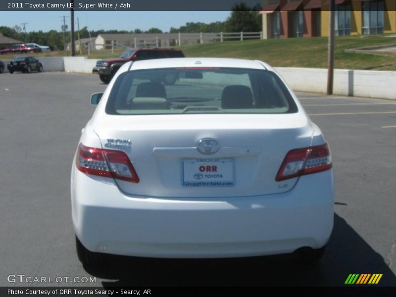 Super White / Ash 2011 Toyota Camry LE