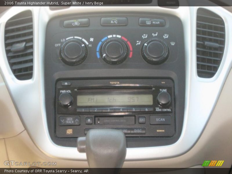 Super White / Ivory Beige 2006 Toyota Highlander Hybrid