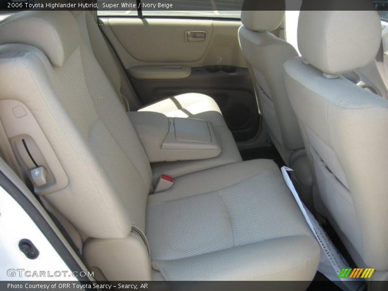 Super White / Ivory Beige 2006 Toyota Highlander Hybrid