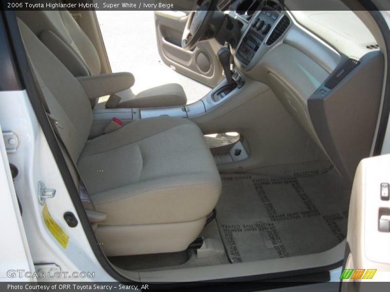 Super White / Ivory Beige 2006 Toyota Highlander Hybrid