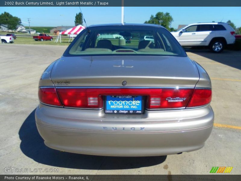 Light Sandrift Metallic / Taupe 2002 Buick Century Limited