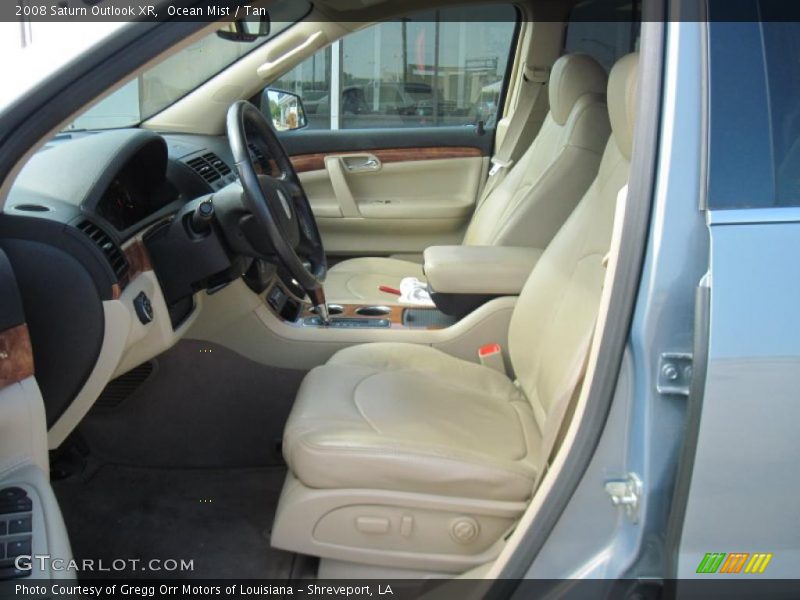 Ocean Mist / Tan 2008 Saturn Outlook XR