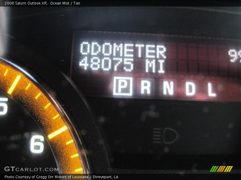 Ocean Mist / Tan 2008 Saturn Outlook XR