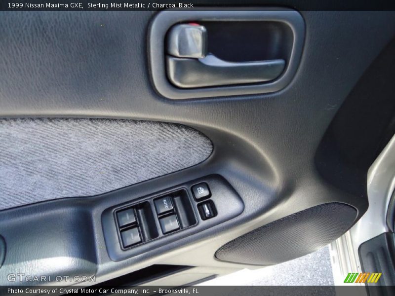 Sterling Mist Metallic / Charcoal Black 1999 Nissan Maxima GXE