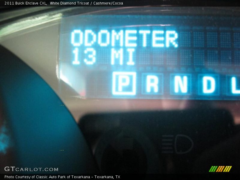 White Diamond Tricoat / Cashmere/Cocoa 2011 Buick Enclave CXL