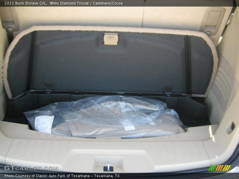 White Diamond Tricoat / Cashmere/Cocoa 2011 Buick Enclave CXL