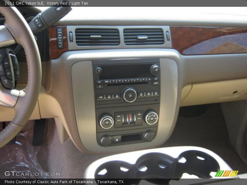 Victory Red / Light Tan 2011 GMC Yukon SLE