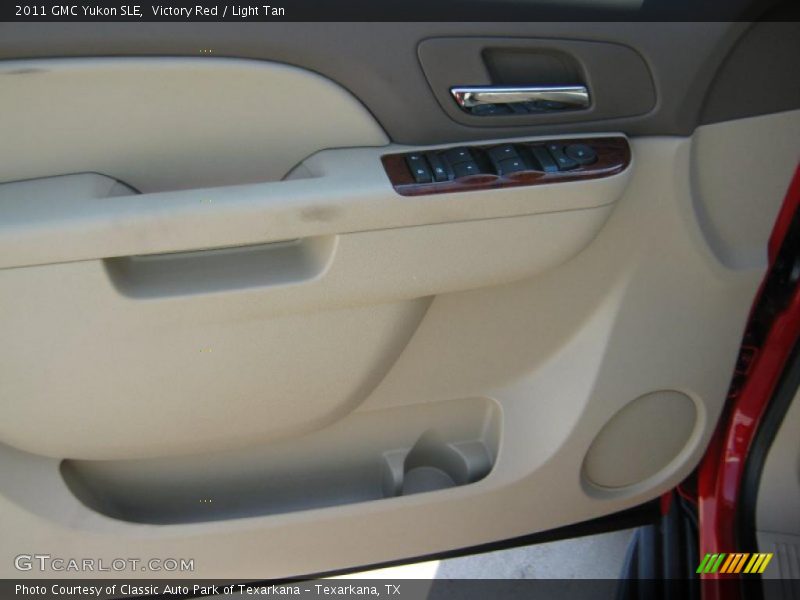 Victory Red / Light Tan 2011 GMC Yukon SLE