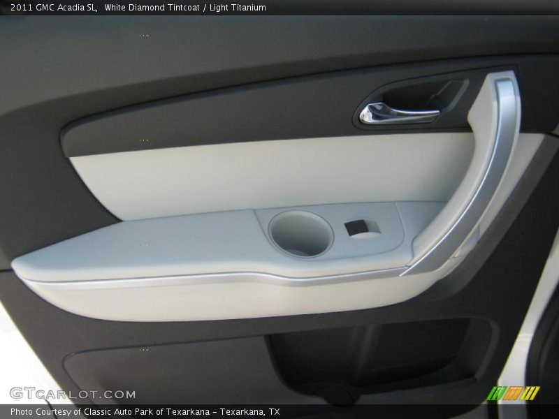 White Diamond Tintcoat / Light Titanium 2011 GMC Acadia SL