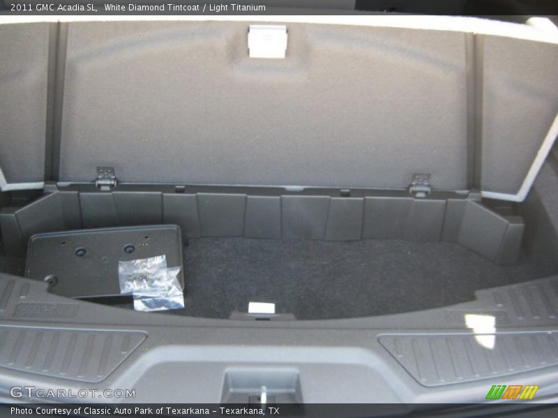 White Diamond Tintcoat / Light Titanium 2011 GMC Acadia SL