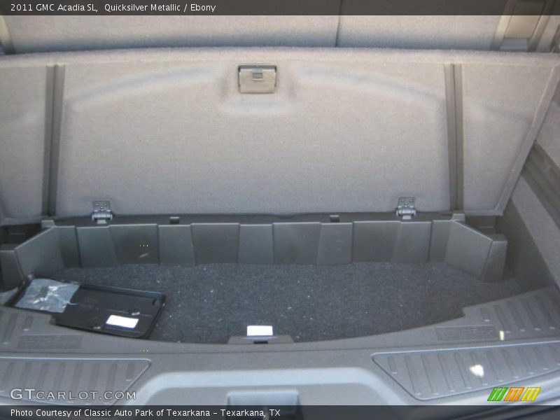 Quicksilver Metallic / Ebony 2011 GMC Acadia SL