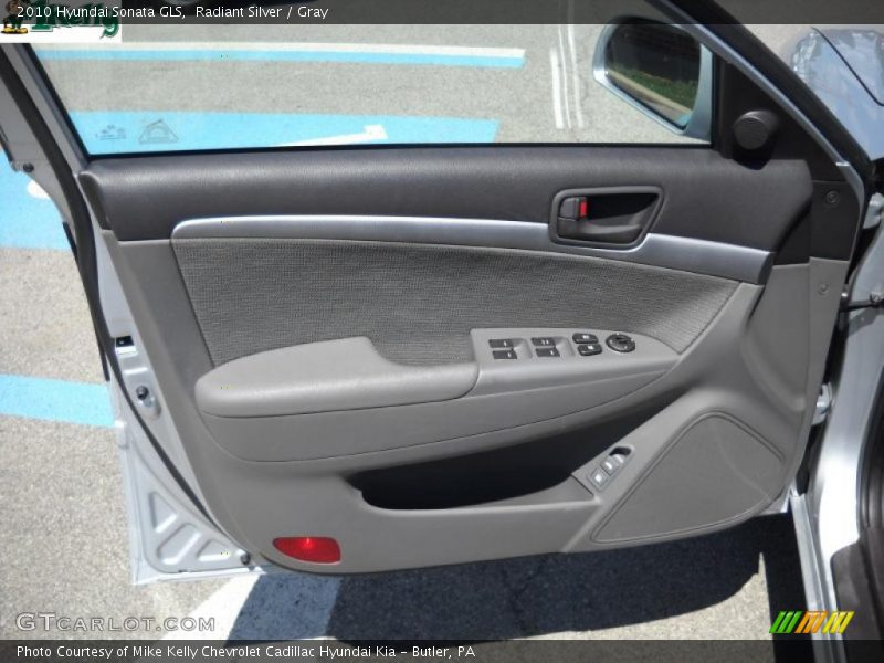 Radiant Silver / Gray 2010 Hyundai Sonata GLS
