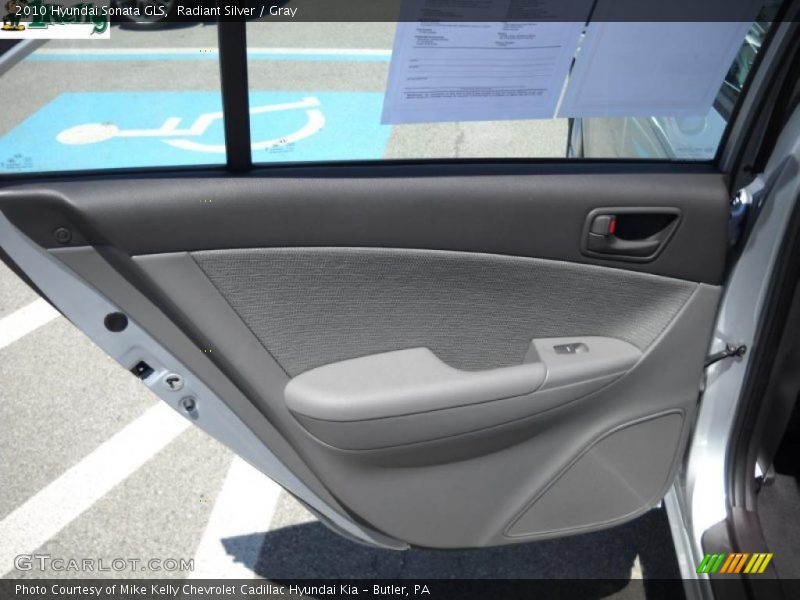 Radiant Silver / Gray 2010 Hyundai Sonata GLS