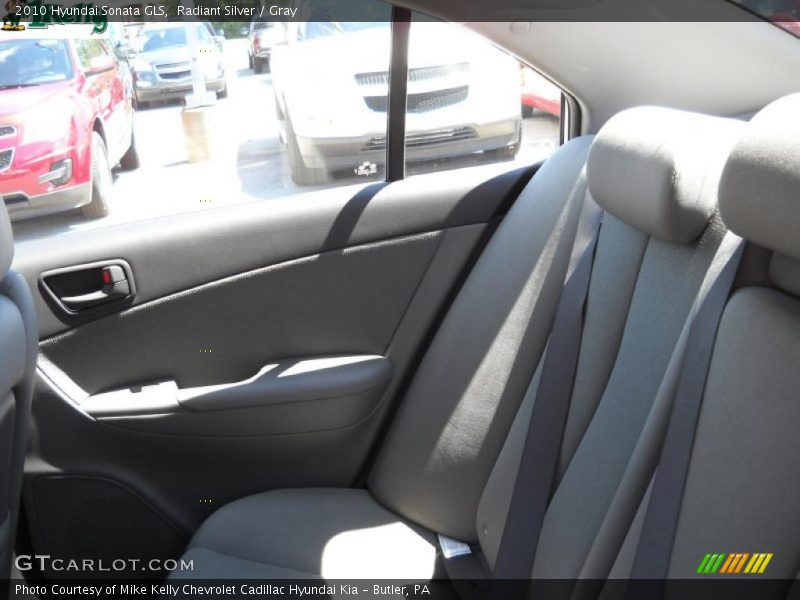 Radiant Silver / Gray 2010 Hyundai Sonata GLS