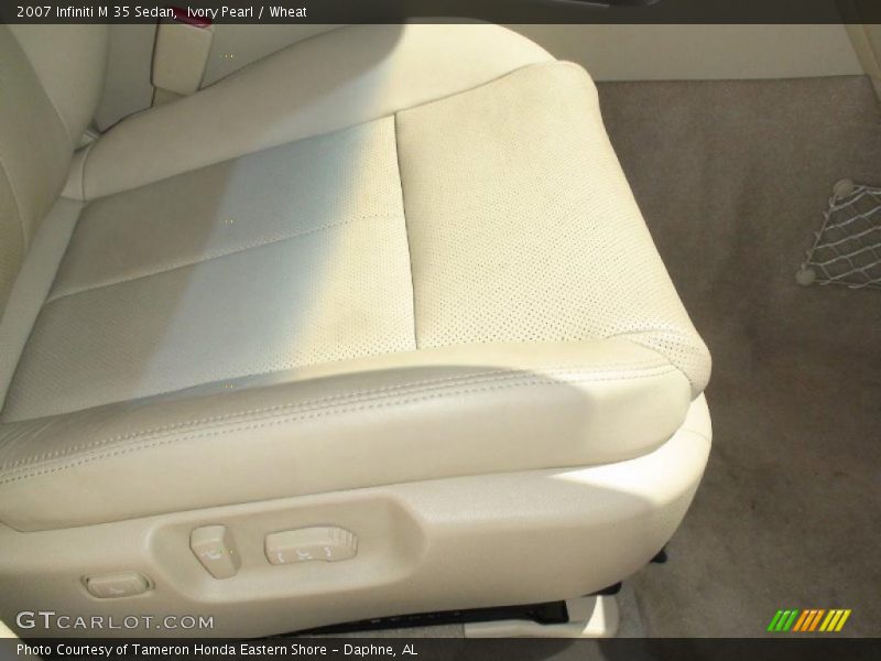 Ivory Pearl / Wheat 2007 Infiniti M 35 Sedan