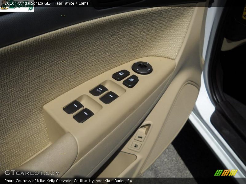 Pearl White / Camel 2010 Hyundai Sonata GLS