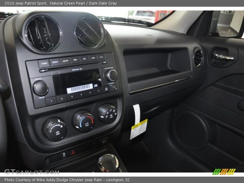 Natural Green Pearl / Dark Slate Gray 2010 Jeep Patriot Sport