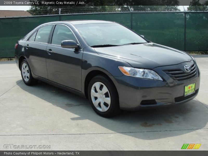 Magnetic Gray Metallic / Ash 2009 Toyota Camry LE