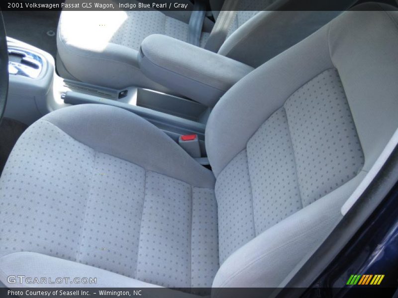 Indigo Blue Pearl / Gray 2001 Volkswagen Passat GLS Wagon