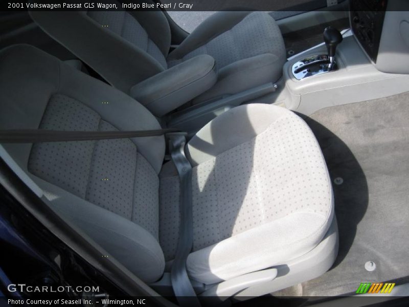 Indigo Blue Pearl / Gray 2001 Volkswagen Passat GLS Wagon