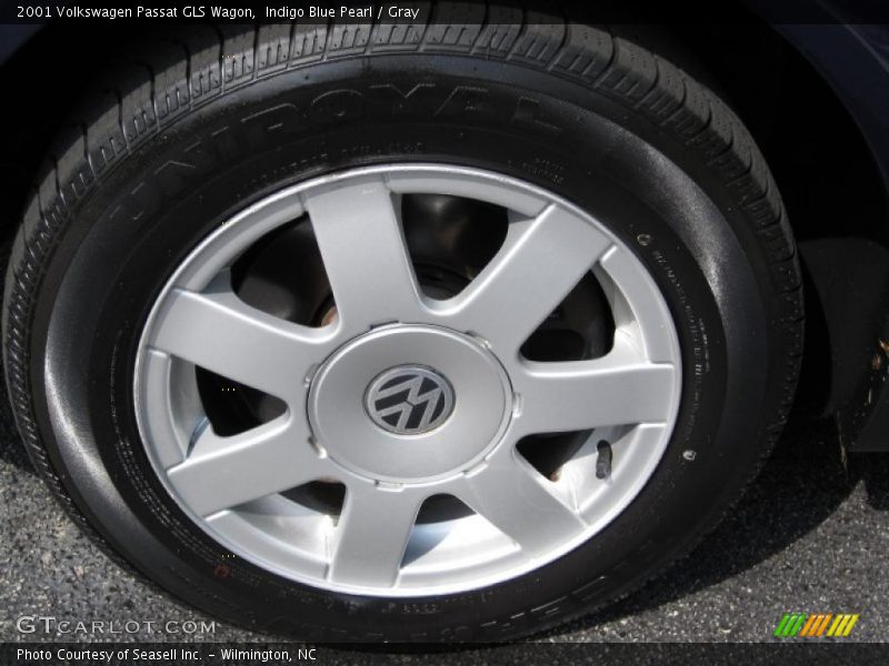 Indigo Blue Pearl / Gray 2001 Volkswagen Passat GLS Wagon
