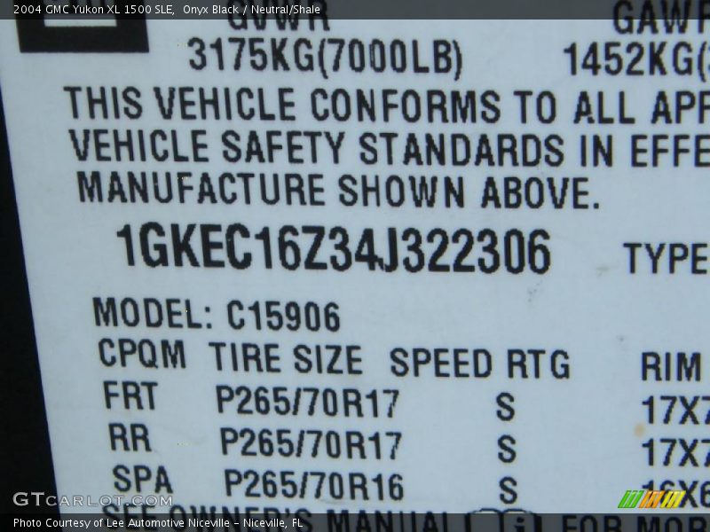 Onyx Black / Neutral/Shale 2004 GMC Yukon XL 1500 SLE