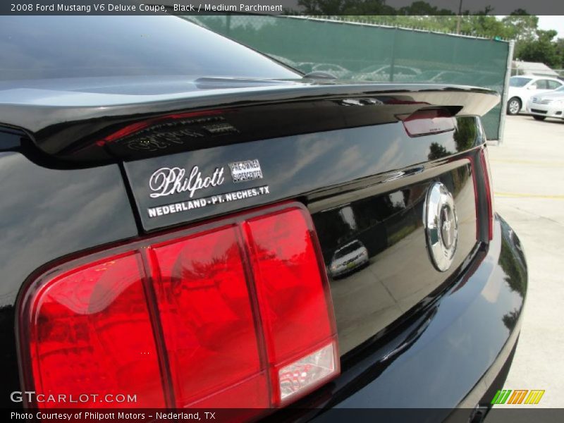Black / Medium Parchment 2008 Ford Mustang V6 Deluxe Coupe
